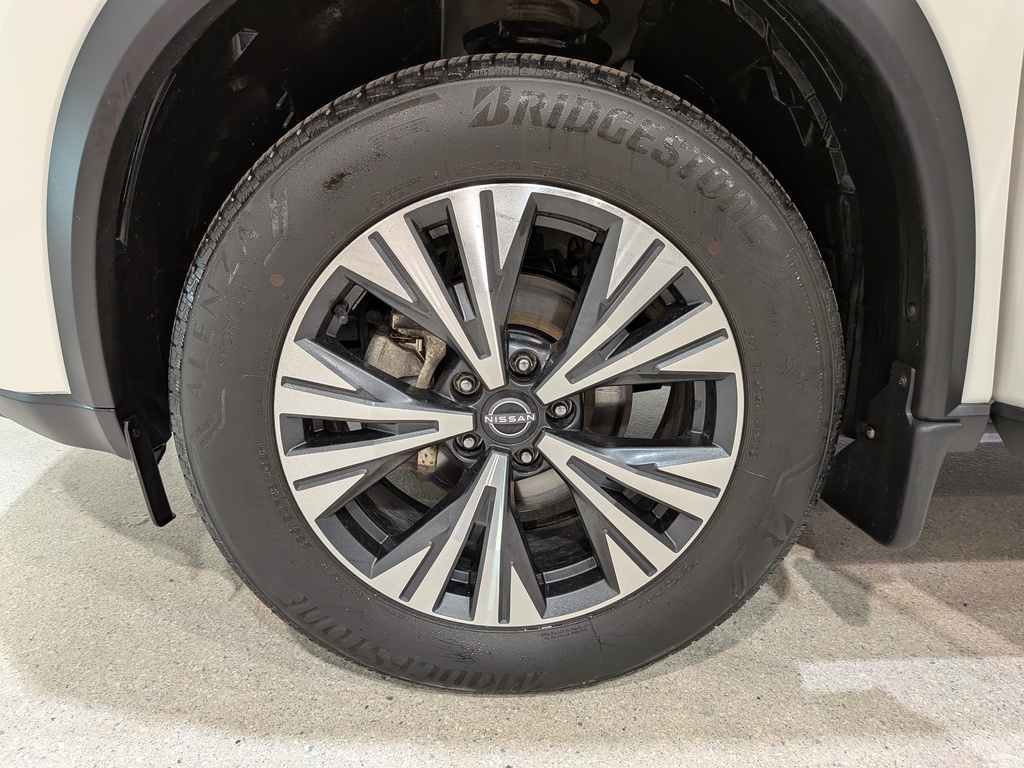 Nissan Rogue 2023
