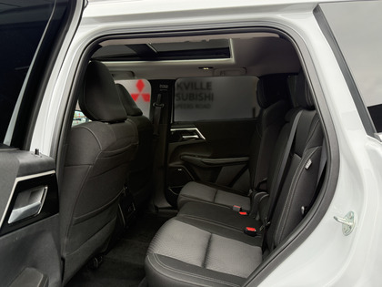 used 2025 Mitsubishi Outlander car, priced at $35,950