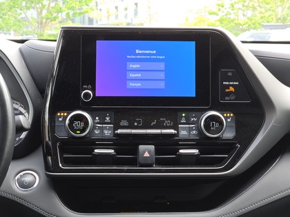 used 2023 Toyota Highlander car, priced at $46,995