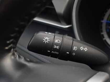 used 2023 Toyota Highlander car, priced at $46,995