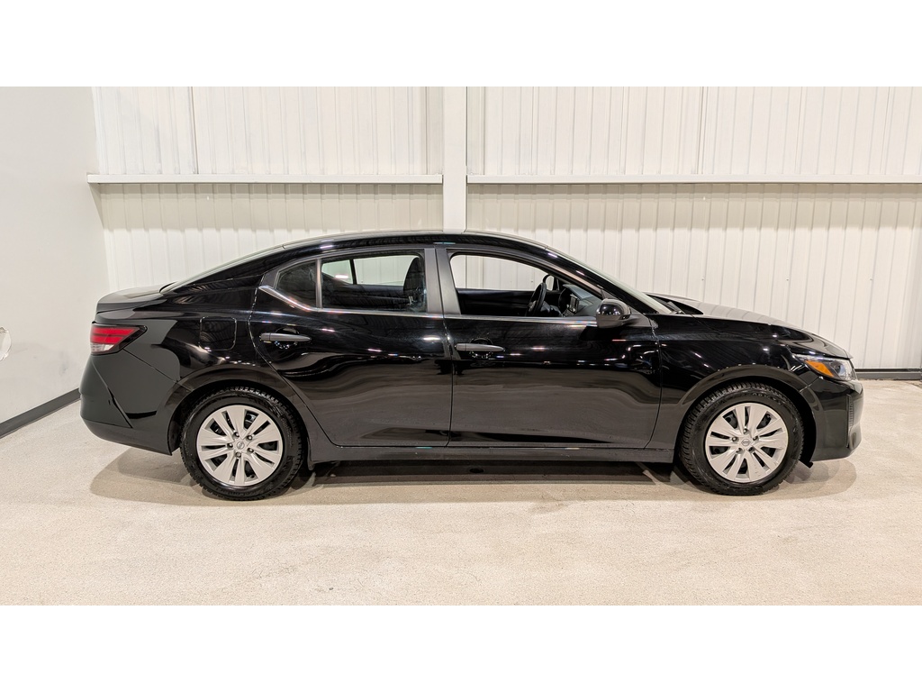 Nissan Sentra 2024