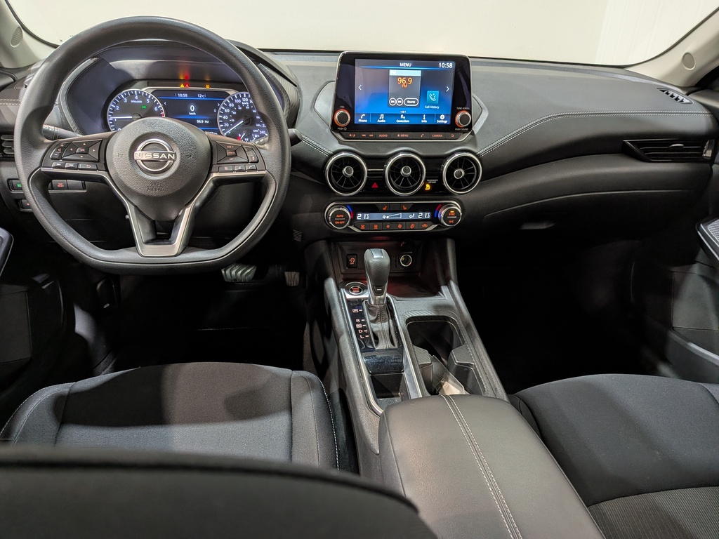 Nissan Sentra 2024