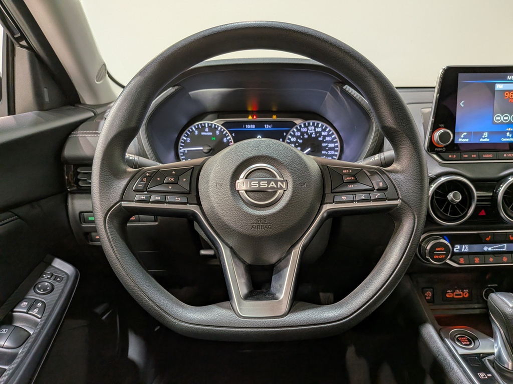 Nissan Sentra 2024