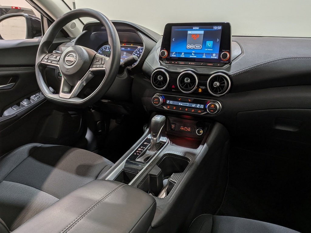 Nissan Sentra 2024