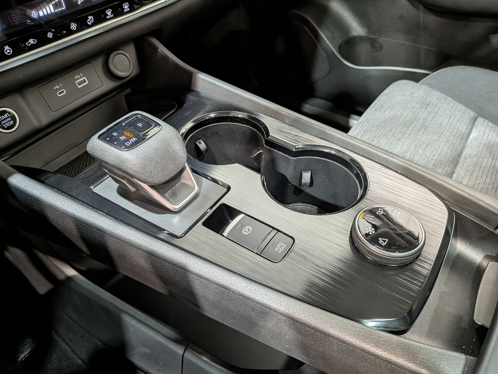 Nissan Rogue 2023