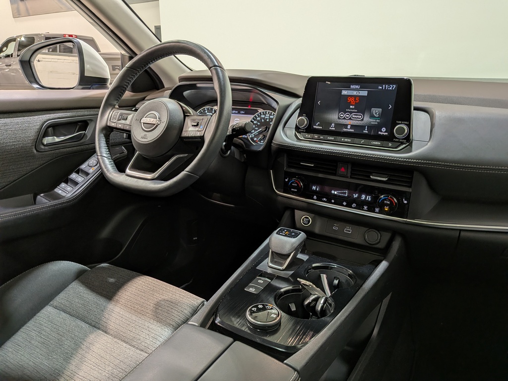 Nissan Rogue 2023