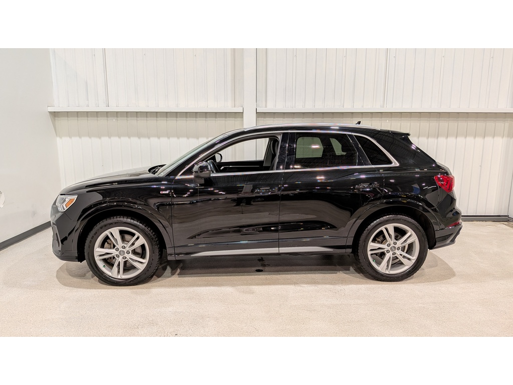 Audi Q3 2021