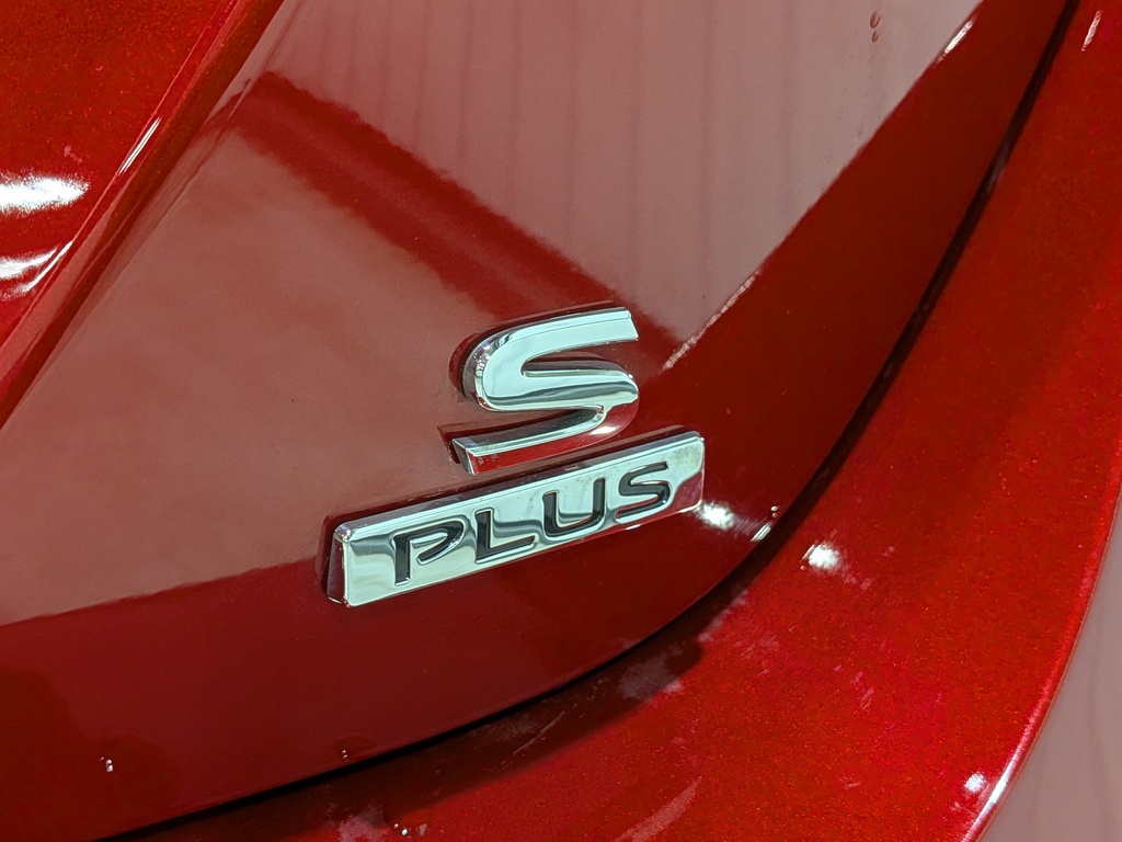 Nissan LEAF 2020