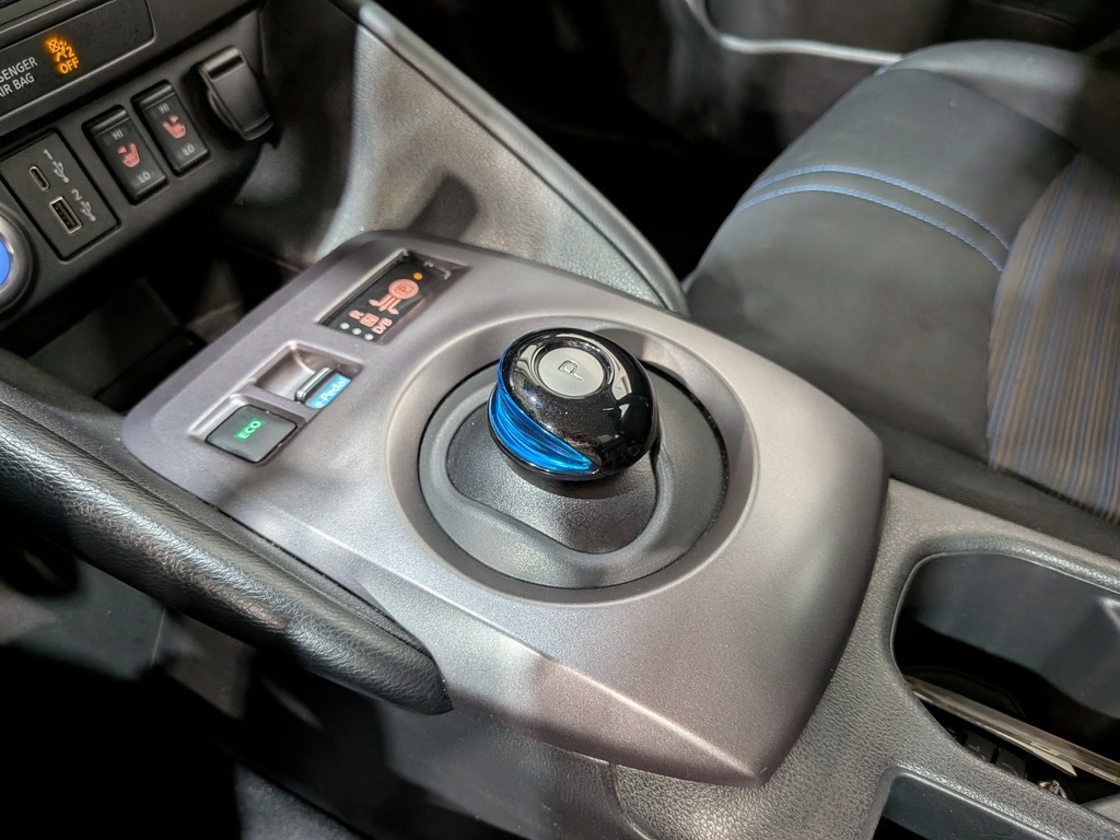 Nissan LEAF 2020