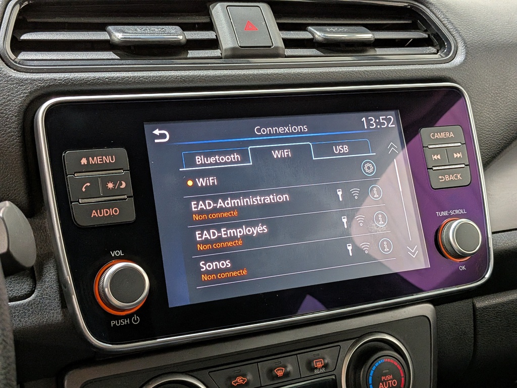 Nissan LEAF 2020