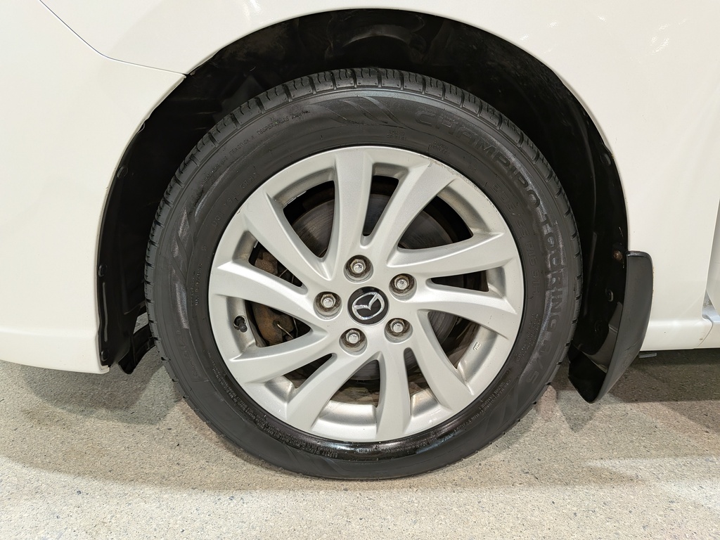 Mazda Mazda5 2015