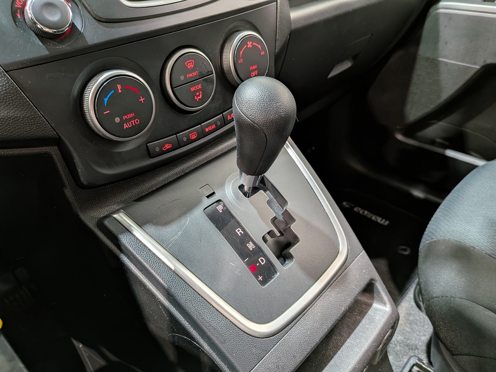 Mazda Mazda5 2015