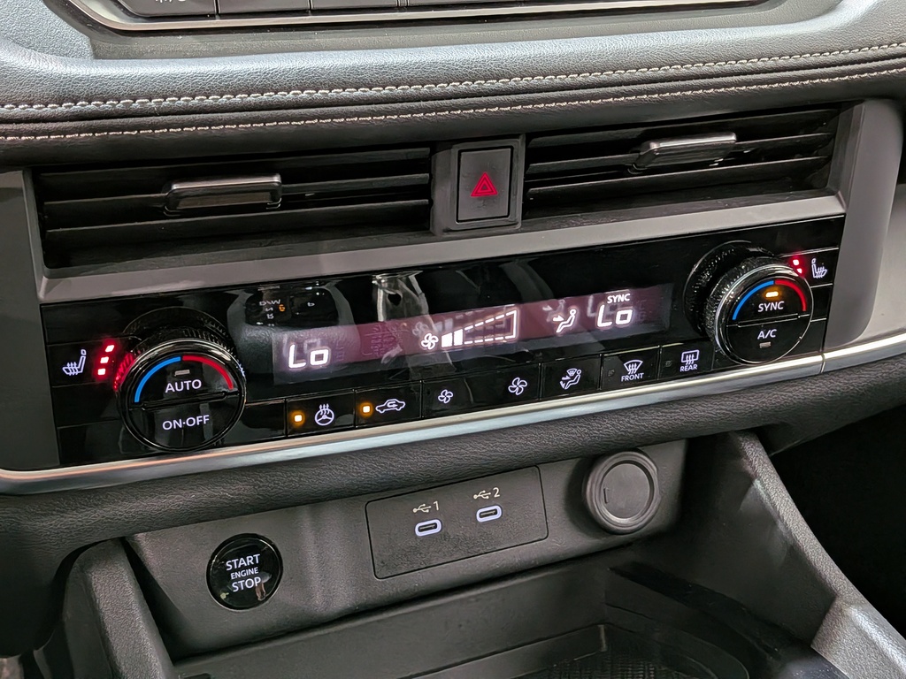 Nissan Rogue 2024