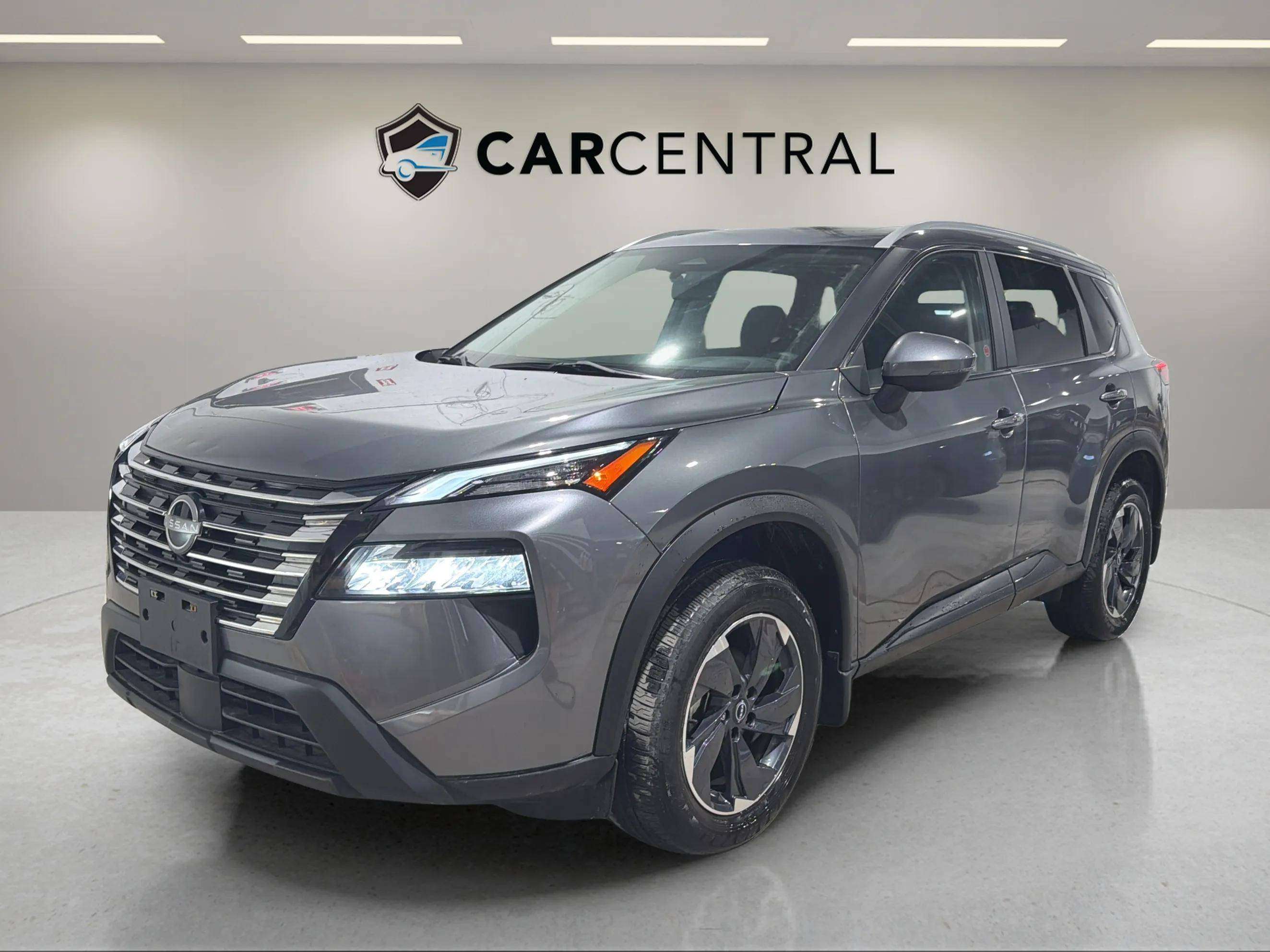 Gray 2024 Nissan Rogue SV AWD SUV / Crossover All-Wheel Drive Continuously Variable Transmission
