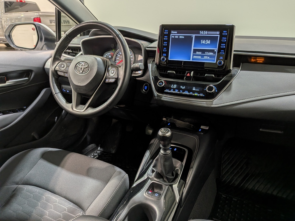 Toyota Corolla Hatchback 2021