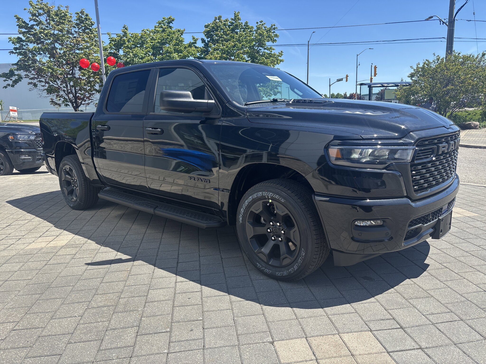2026 RAM 1500 Express 4x4 Crew Cab 5'7" Box Truck