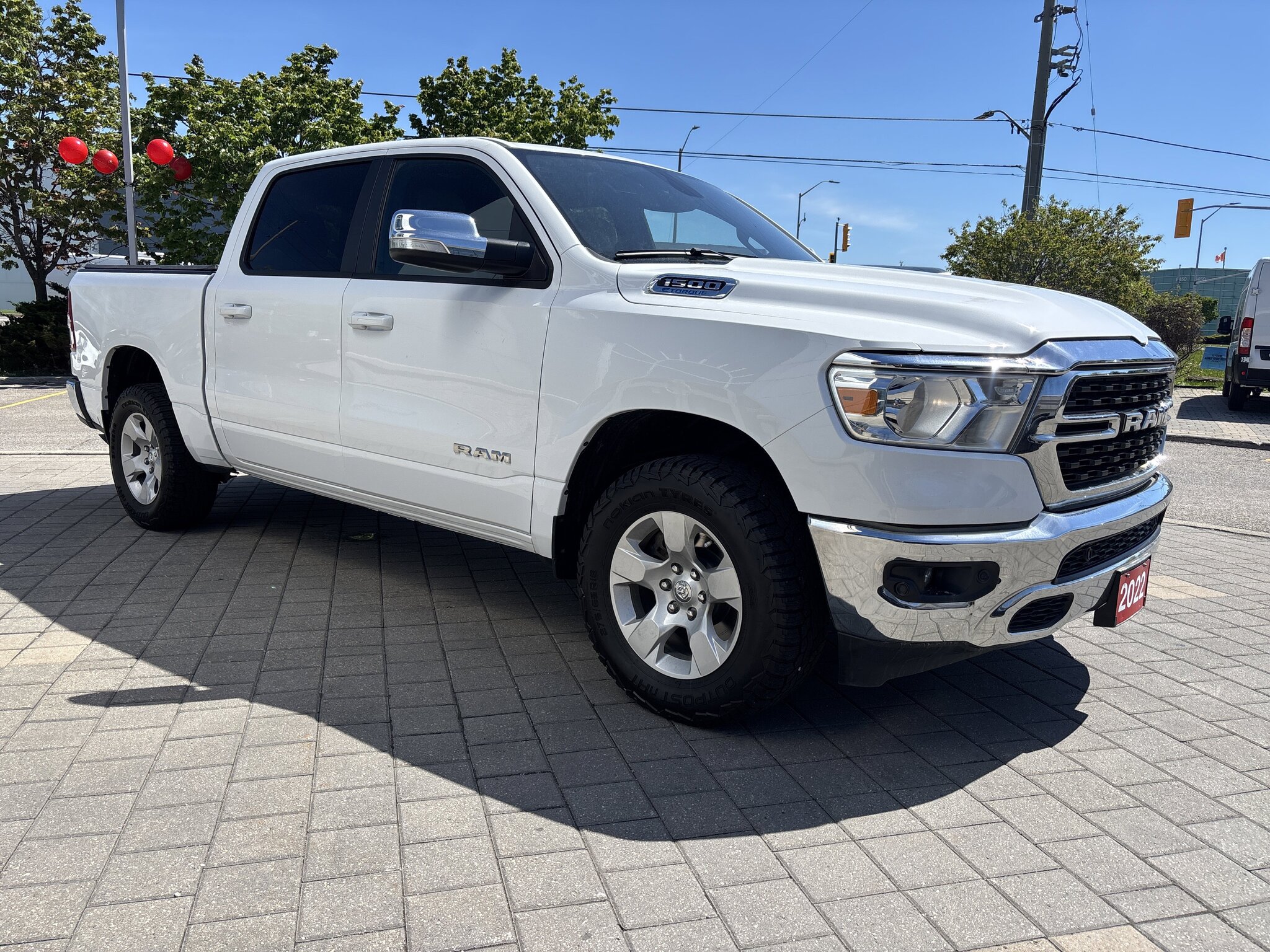 2022 RAM 1500 Hybrid Big Horn 4x4 Crew Cab 5'7" Box Truck