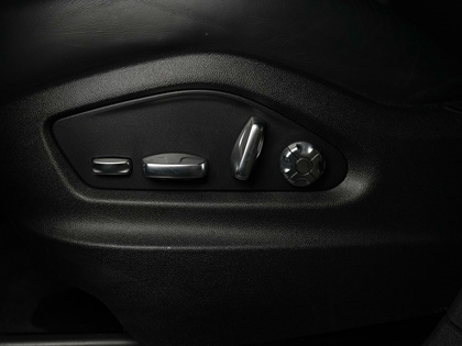 used 2021 Porsche Cayenne car, priced at $60,900