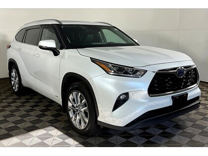 used 2023 Toyota Highlander car, priced at $48,798