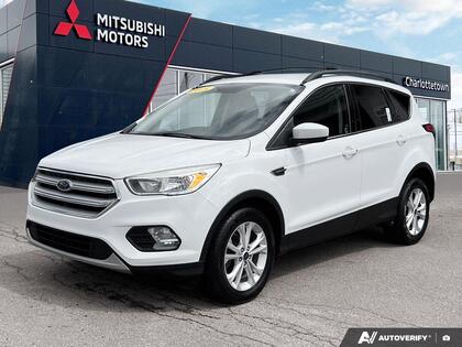 White 2018 Ford Escape SE AWD SUV / Crossover All-Wheel Drive 6-Speed Automatic