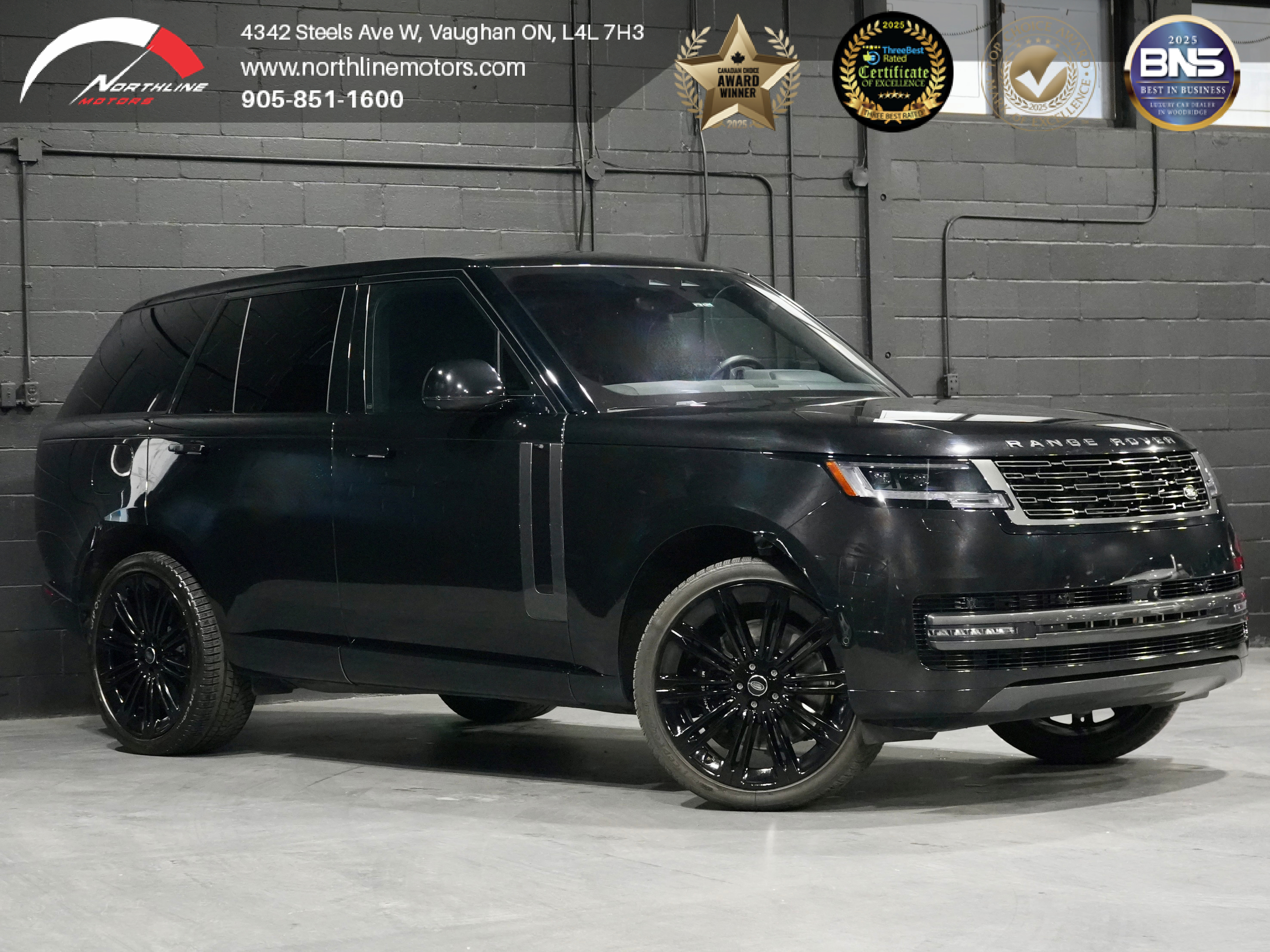 Black 2023 Land Rover Range Rover P530 SE AWD SUV / Crossover All-Wheel Drive 8-Speed Automatic
