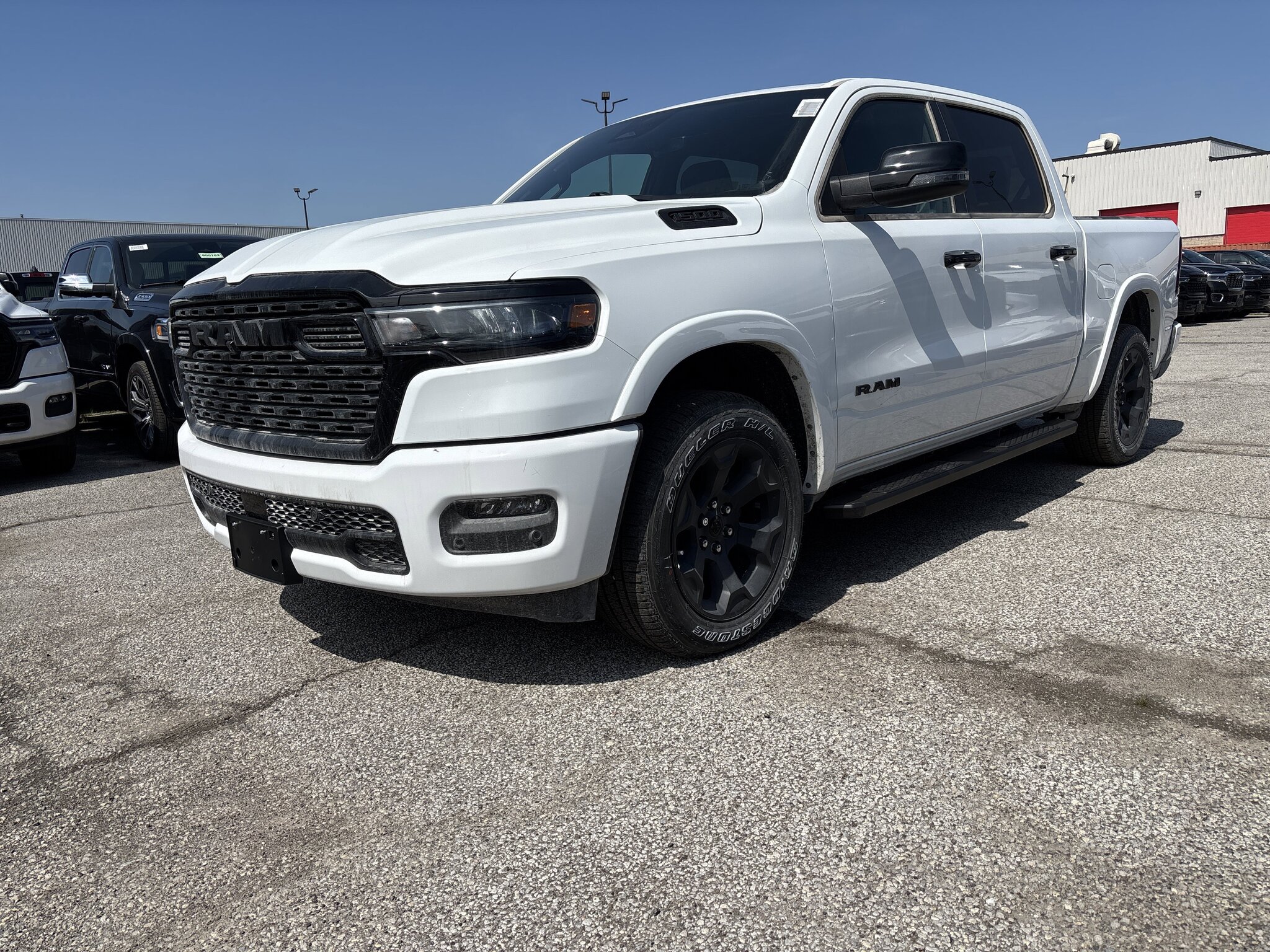 2026 RAM 1500 Big Horn 4x4 Crew Cab 5'7" Box Truck