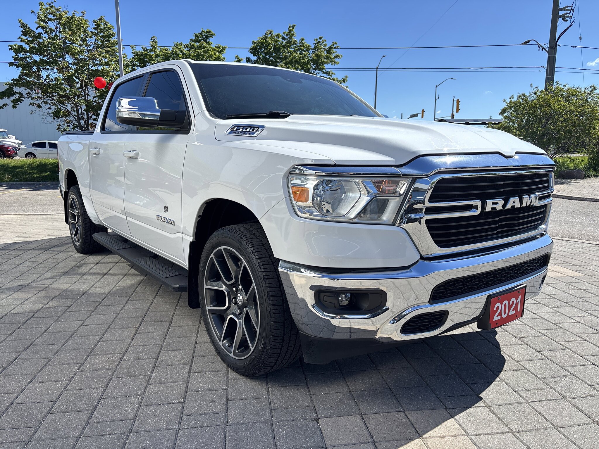 2021 RAM 1500 Big Horn 4x4 Crew Cab 5'7" Box Truck