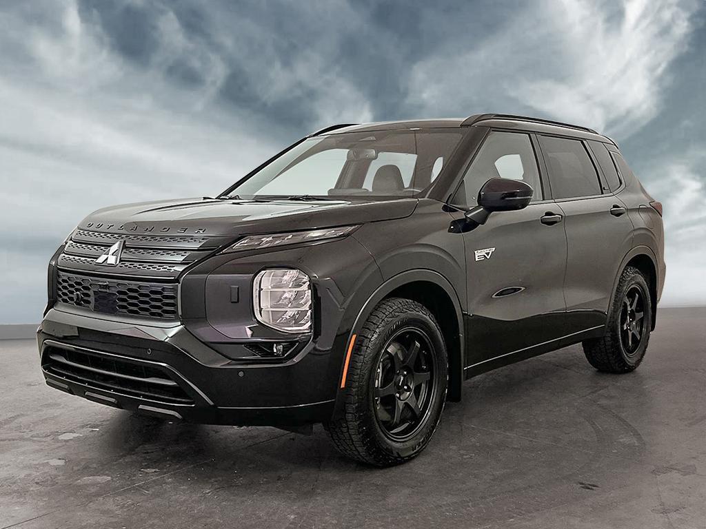 Black 2025 Mitsubishi Outlander Hybrid Plug-in 1-Speed Automatic