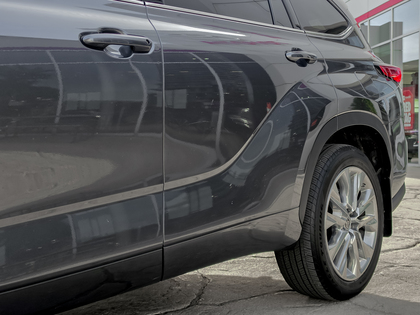 used 2023 Toyota Highlander car, priced at $56,995