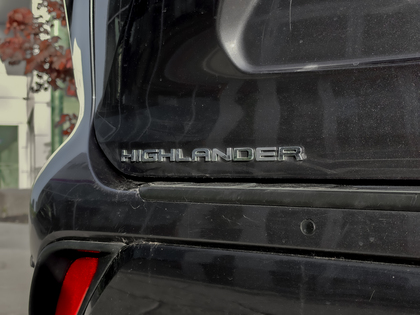 used 2023 Toyota Highlander car, priced at $56,995