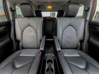 used 2023 Toyota Highlander car, priced at $56,995