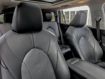 used 2023 Toyota Highlander car, priced at $56,995