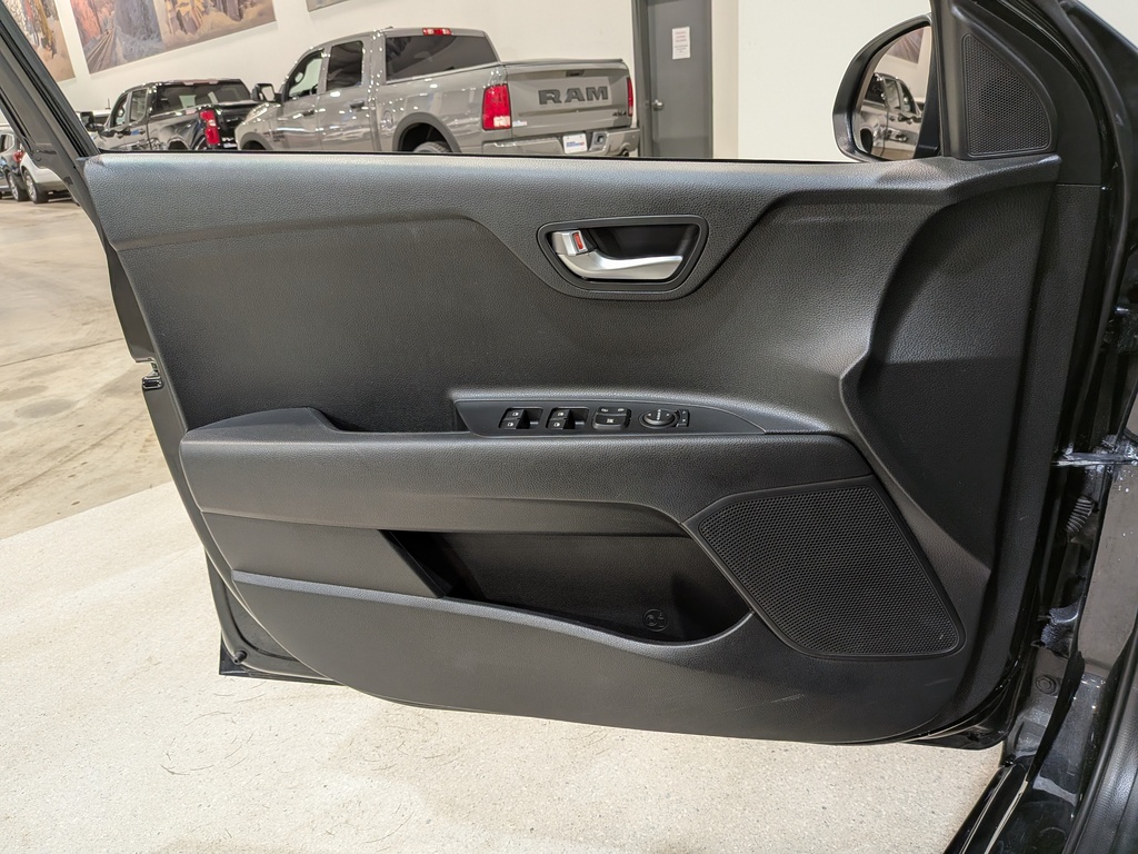 Kia Rio 5-door 2023