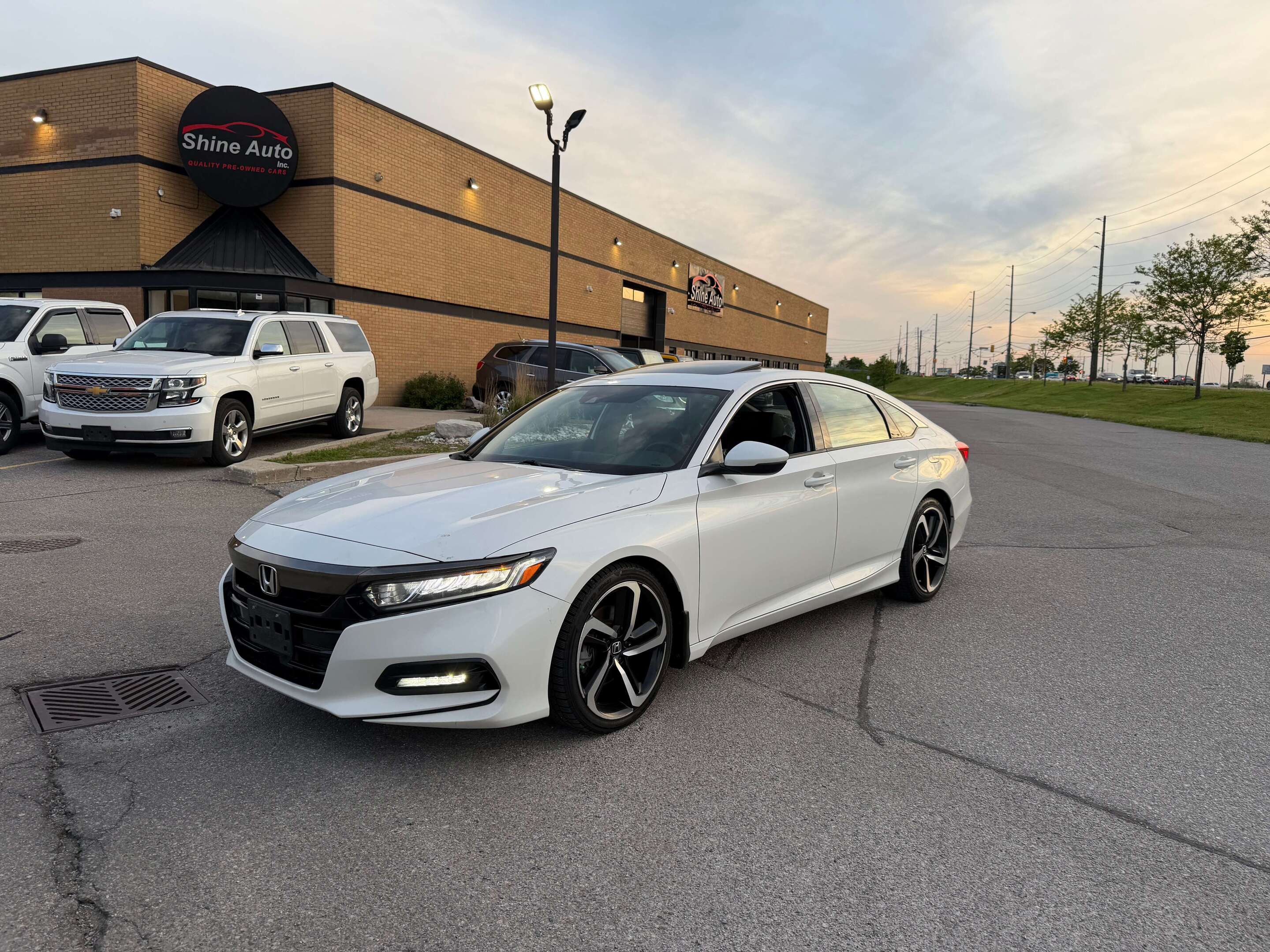 White 2019 Honda Accord 1.5T Sport FWD Sedan Front-Wheel Drive Automatic