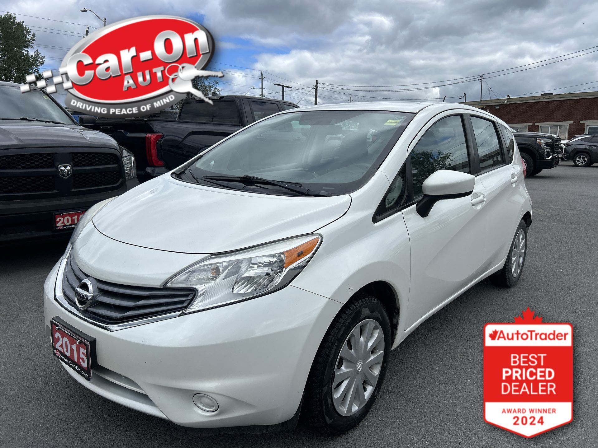 White 2015 Nissan Versa Note Hatchback Front-Wheel Drive Automatic