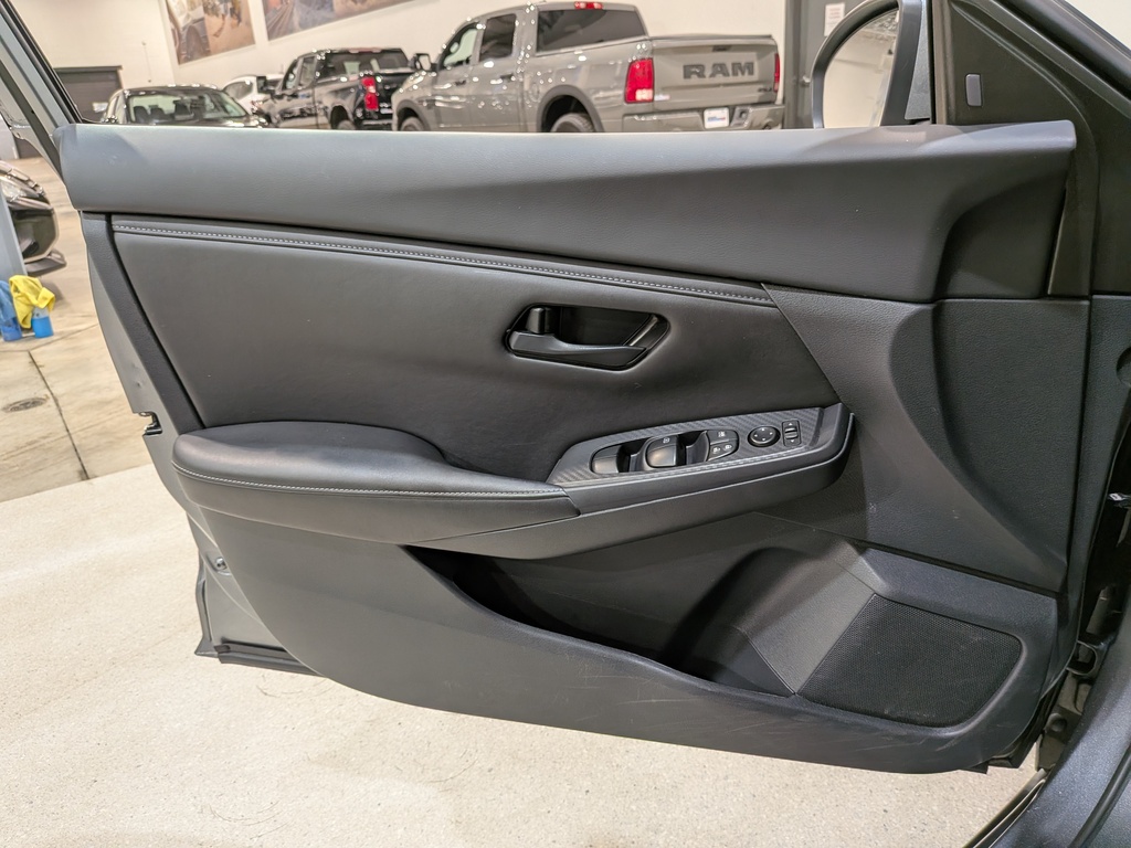 Nissan Sentra 2024
