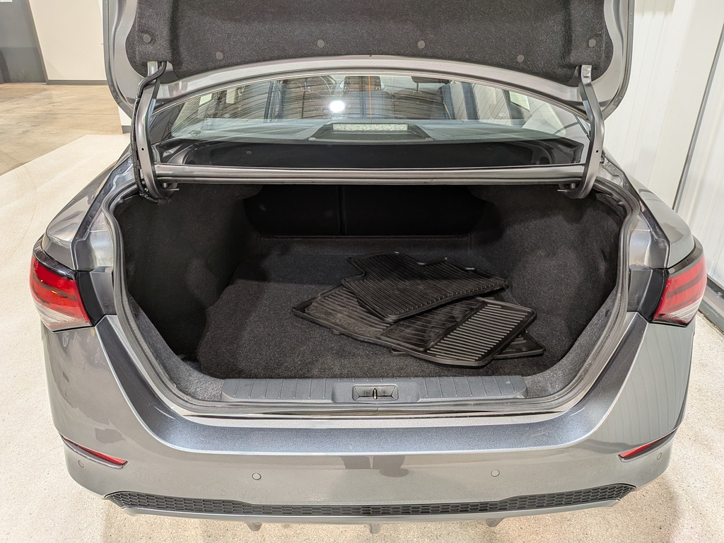 Nissan Sentra 2024