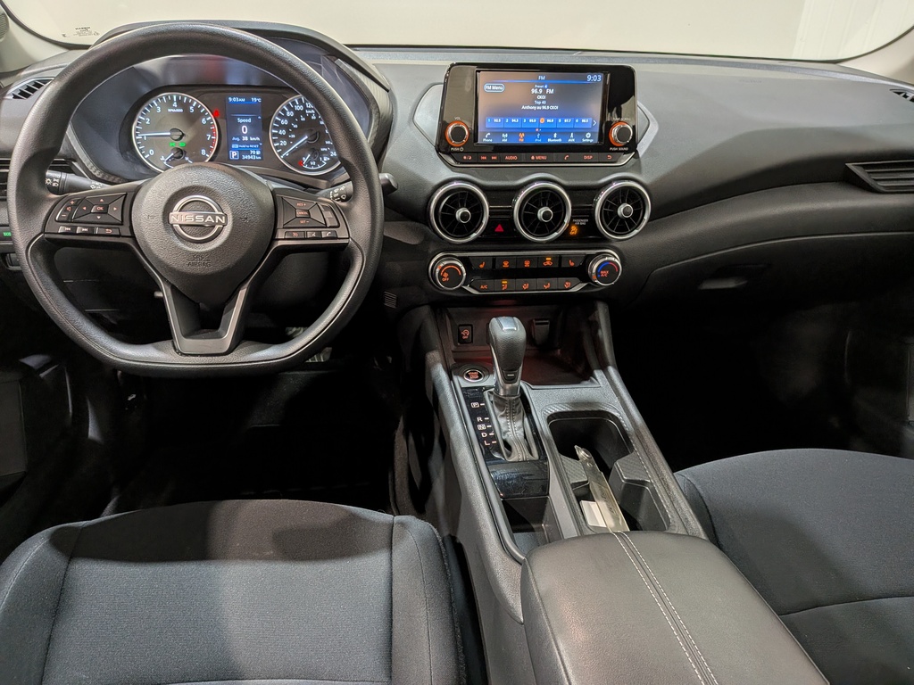 Nissan Sentra 2024
