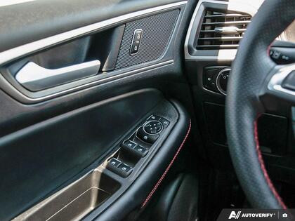 used 2024 Ford Edge car, priced at $33,900