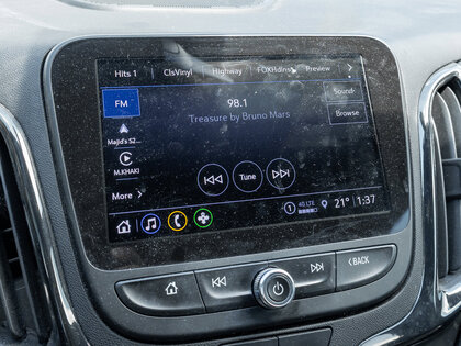 used 2023 Chevrolet Equinox car, priced at $23,995