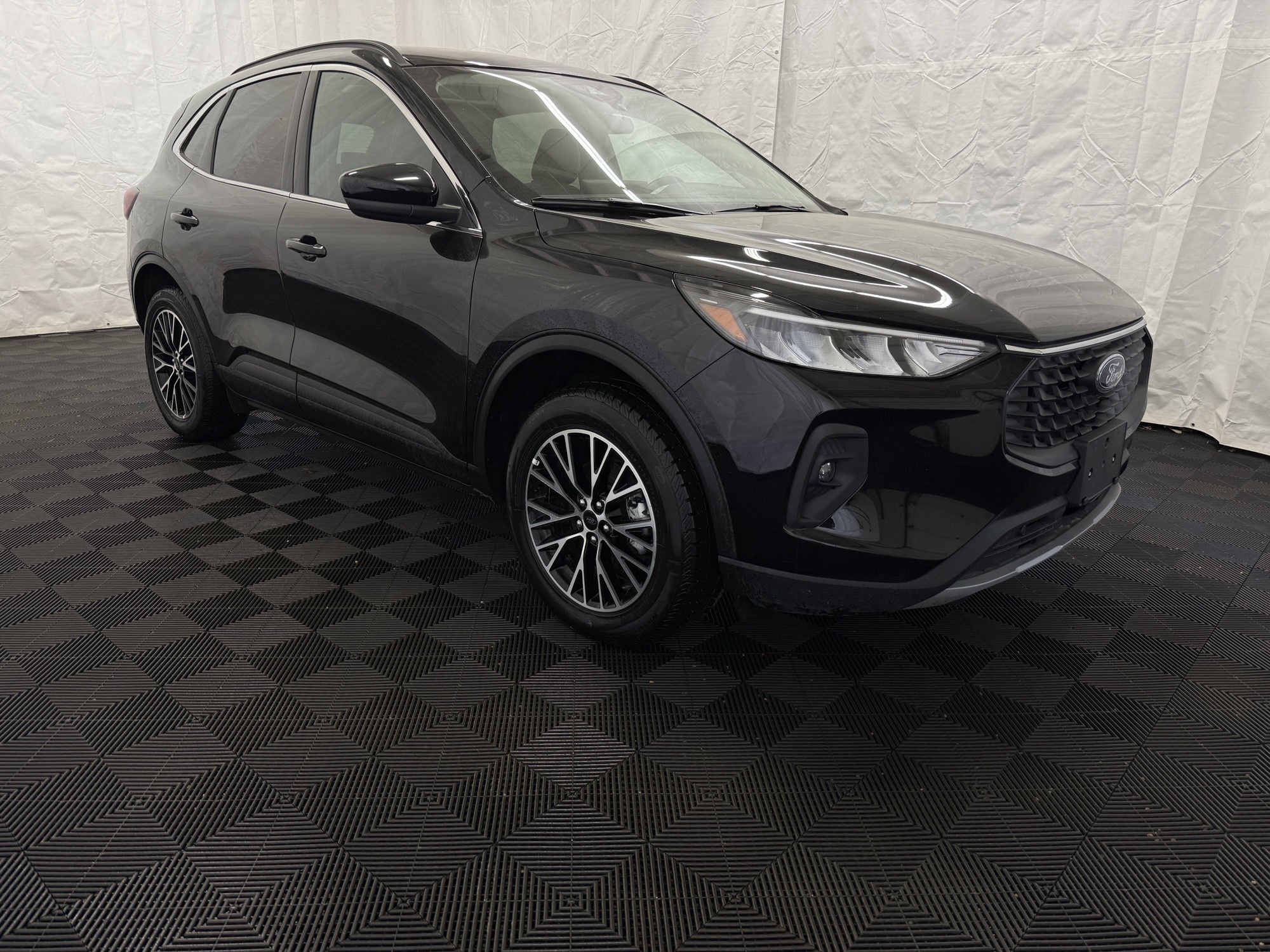 2025 Ford Escape Hybrid Plug-in FWD