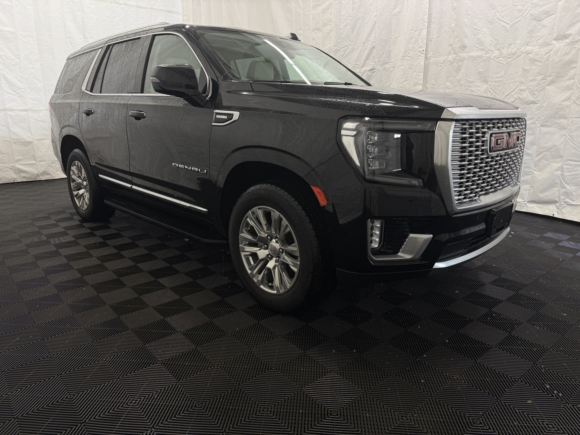 2024 GMC Yukon Denali 4WD