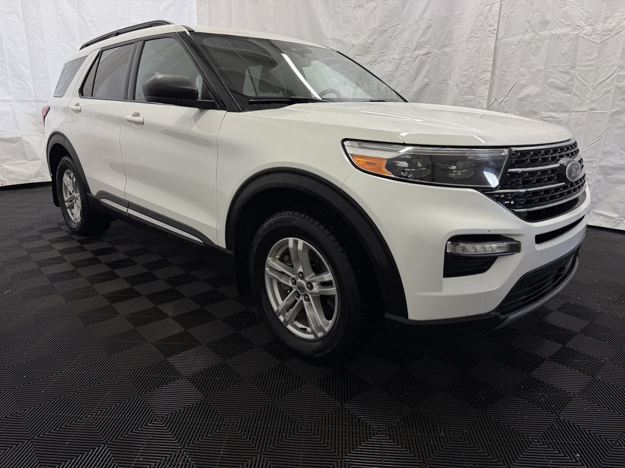 2020 Ford Explorer XLT AWD