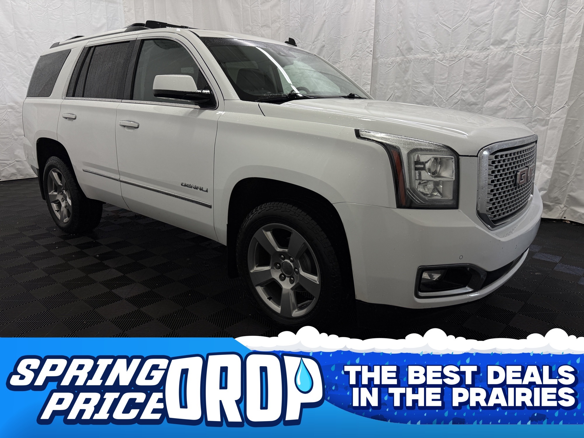 White 2015 GMC Yukon Denali 4WD SUV / Crossover Four-Wheel Drive 8-Speed Automatic