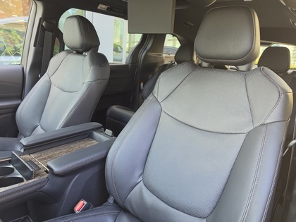 used 2025 Toyota Sienna car, priced at $74,995