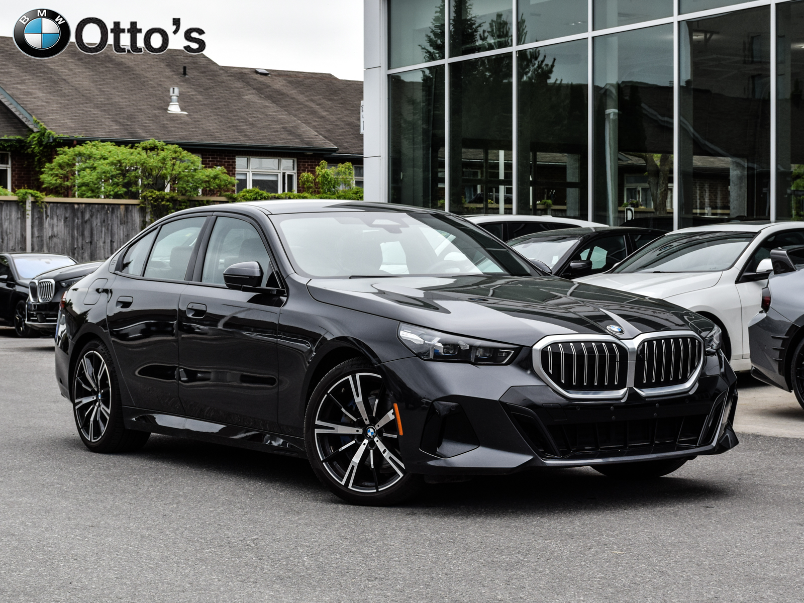 Gray (Dark Graphite Metallic) 2024 BMW 5 Series 530i xDrive AWD Sedan All-Wheel Drive Automatic
