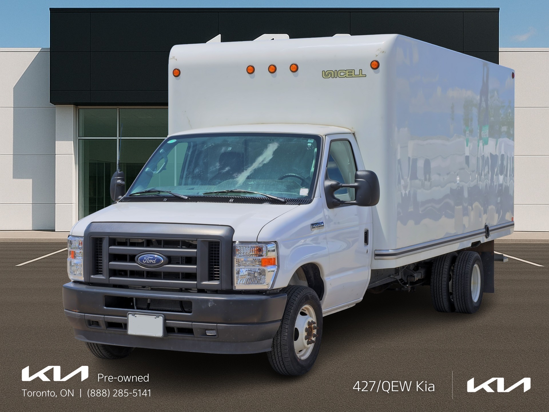 White 2025 Ford E-Series Chassis E-450 SD Stripped 158 DRW RWD Pickup Truck Rear-Wheel Drive 6-Speed Automatic