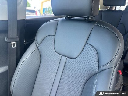 used 2025 Kia Sorento Plug-In Hybrid car, priced at $48,888