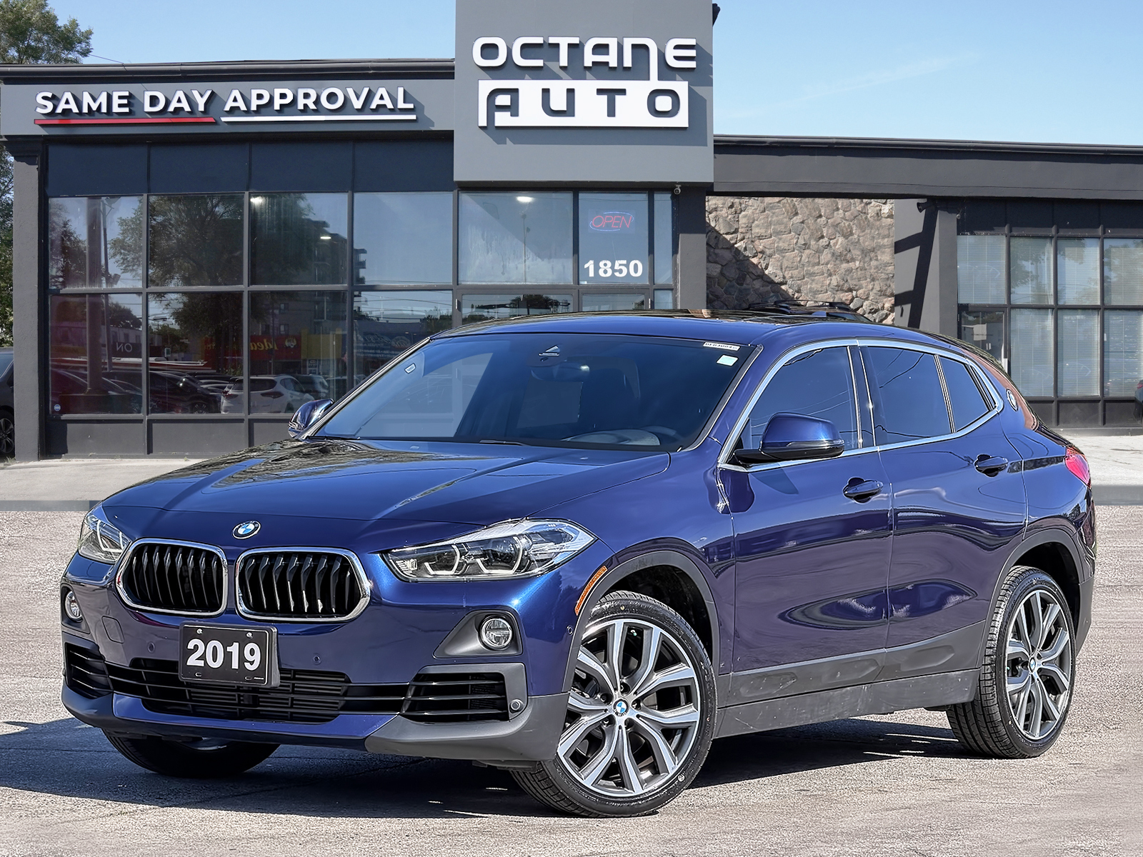 Blue 2019 BMW X2 xDrive28i AWD SUV / Crossover All-Wheel Drive 8-Speed Automatic