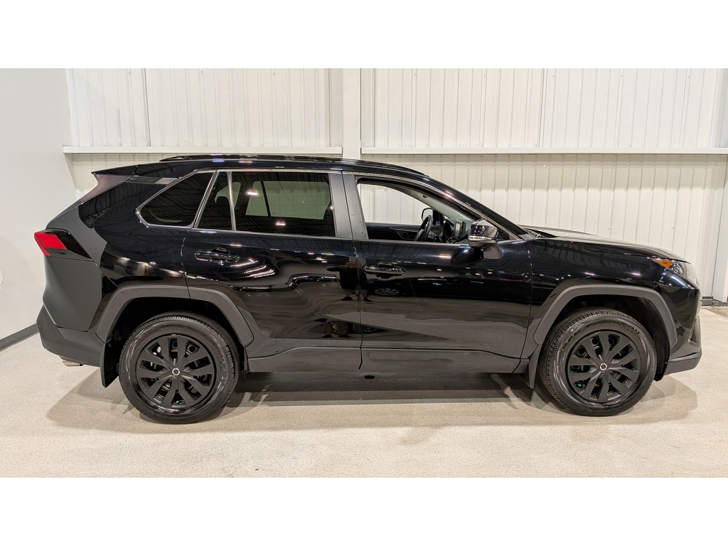 Toyota RAV4 2021